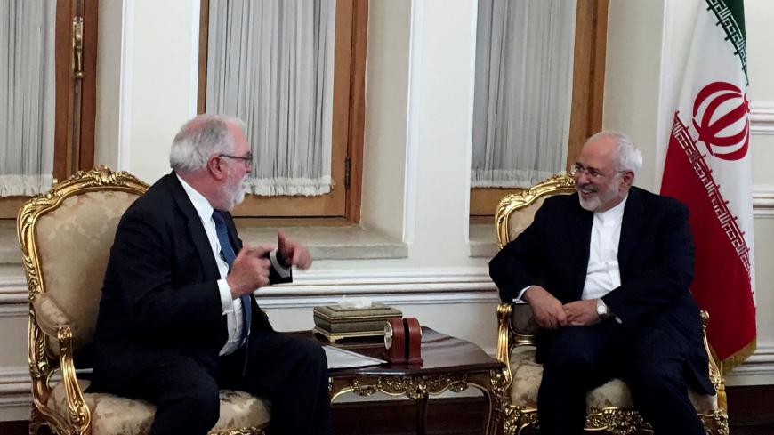 Iranian Foreign Minister Mohammad Javad Zarif meets with European Commissioner for Energy and Climate, Miguel Arias Canete, in Tehran, Iran May 20, 2018. REUTERS/Alissa de Carbonnel - RC1C675026A0