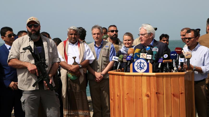 U.N. envoy to Yemen Martin Griffiths speaks to the media during a visit to the Red Sea port of Hodeidah, Yemen November 23, 2018. Picture taken November 23, 2018.  REUTERS/Abduljabbar Zeyad - RC14F57BE230