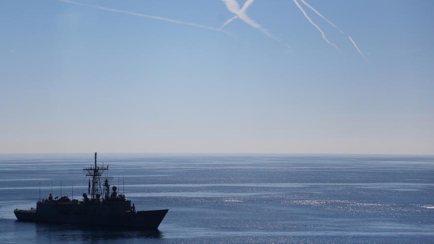 Turkish Navy frigate Gaziantep escorts drilling vessel Fatih off the Mediterranean resort city of Antalya, Turkey October 30, 2018. REUTERS/Kaan Soyturk - RC152D671210