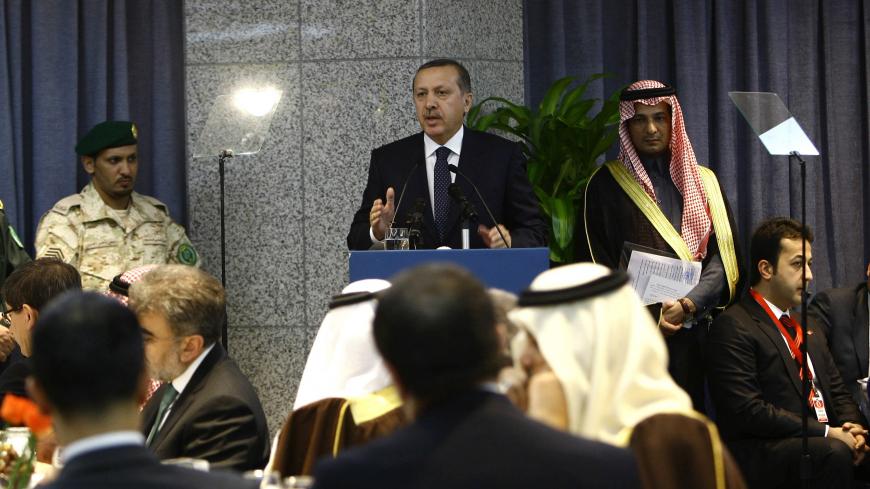 Turkey's Prime Minister Tayyip Erdogan speaks to Saudi businessmen during his visit to Riyadh's Chamber of Commerce January 19, 2010. REUTERS/Fahad Shadeed (SAUDI ARABIA - Tags: POLITICS BUSINESS) - GM1E61J1QCU01