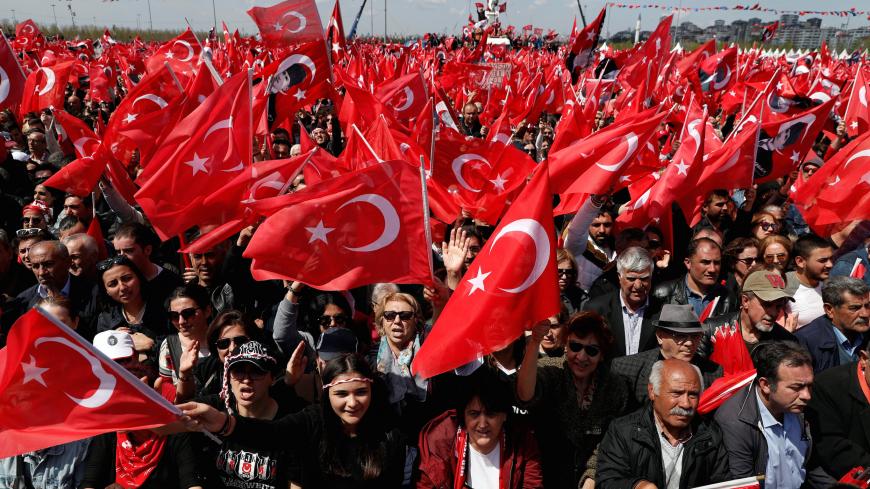 Supporters of the main opposition Republican People's Party (CHP) wave Turkish flags during a rally in Istanbul, Turkey, April 21, 2019. REUTERS/Murad Sezer - RC1A63C855B0
