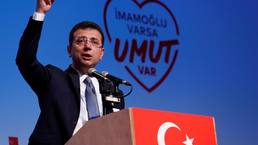 Ekrem Imamoglu, main opposition Republican People's Party (CHP) Istanbul mayoral candidate, speaks during his campaign coordination meeting in Istanbul, Turkey, May 22, 2019. REUTERS/Murad Sezer - RC17BEE871F0