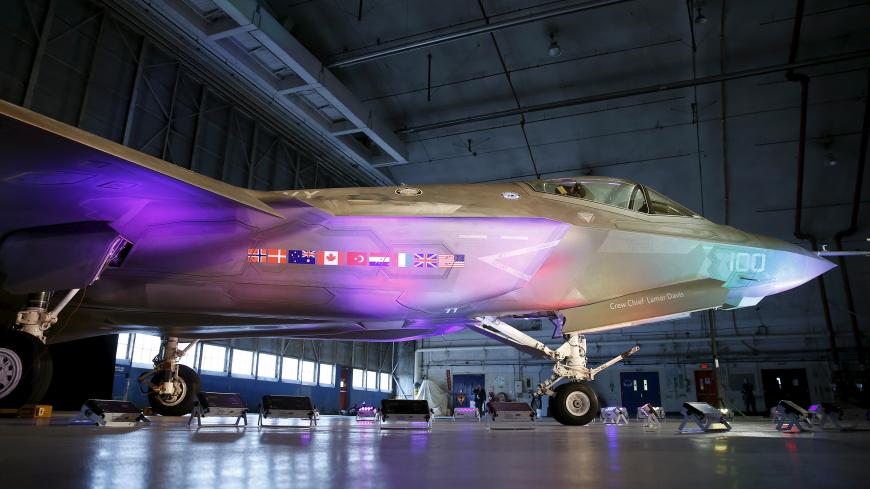 A Lockheed Martin F-35 Lightning II fighter jet is seen in its hanger at Patuxent River Naval Air Station in Maryland October 28, 2015.     REUTERS/Gary Cameron     - GF20000036669