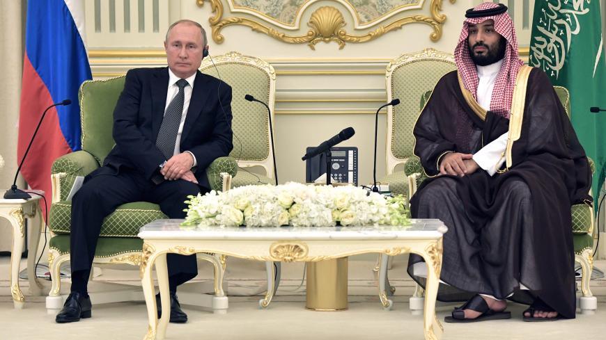 Russian President Vladimir Putin and Saudi Arabia's Crown Prince Mohammed bin Salman attend a meeting in Riyadh, Saudi Arabia, October 14, 2019.  Sputnik/Alexei Nikolsky/Kremlin via REUTERS ATTENTION EDITORS - THIS IMAGE WAS PROVIDED BY A THIRD PARTY. - RC1D85D15B10