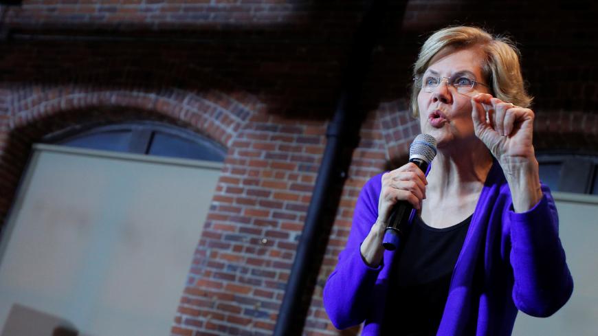 Democratic 2020 U.S. presidential candidate and U.S. Senator Elizabeth Warren (D-MA) speaks at a campaign town hall meeting in Dover, New Hampshire, U.S., January 10, 2020.   REUTERS/Brian Snyder - RC29DE9KKN4S