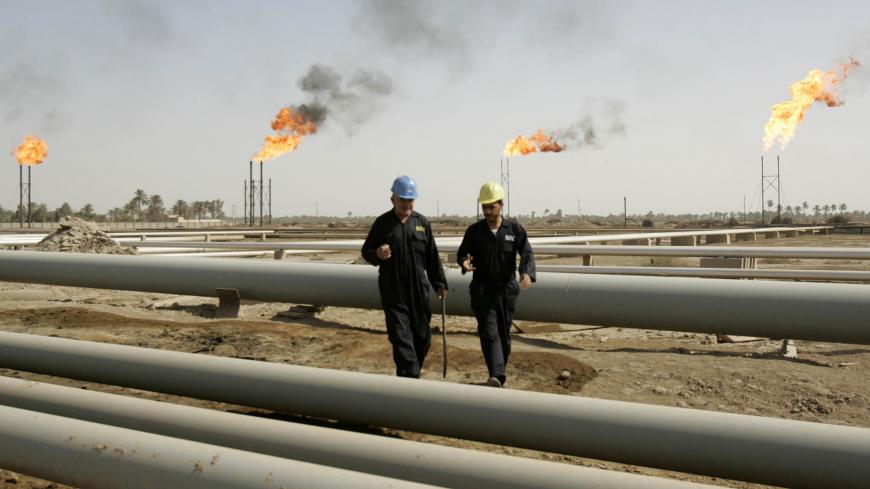 A general view of Nahr Al-Umran gas refinery in Al-Dier District, northern Basra July 17, 2009. REUTERS/Atef Hassan (IRAQ CONFLICT ENERGY) - GM1E57H1M0K01