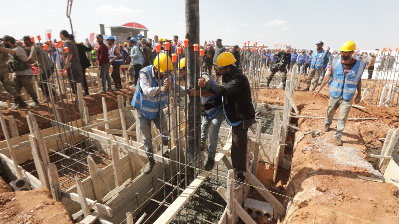 Anti-refugee sentiments have been running high in Turkey, with both presidential candidates vowing to boost returns