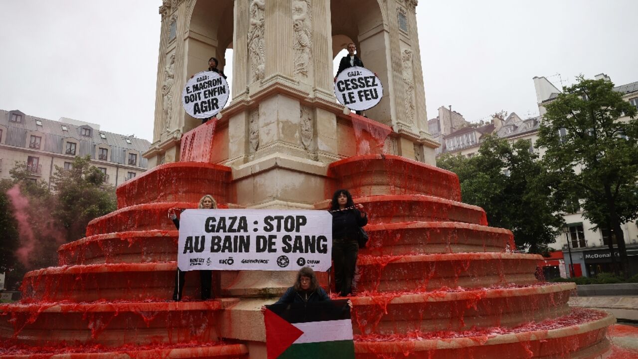 Israel has stepped up a renewed in Gaza, drawing international condemnation 