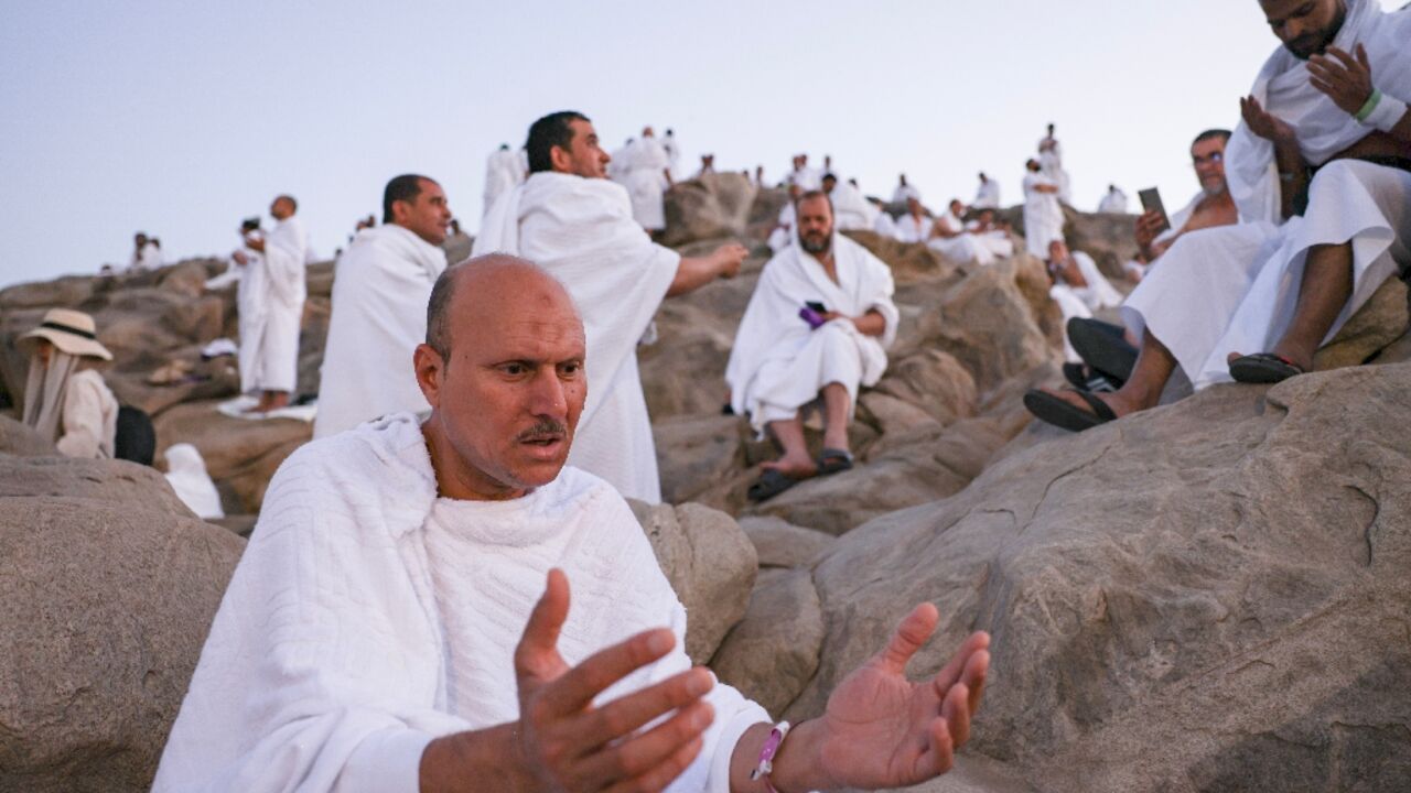 Muslim pilgrims prayed at dawn on Mount Arafat