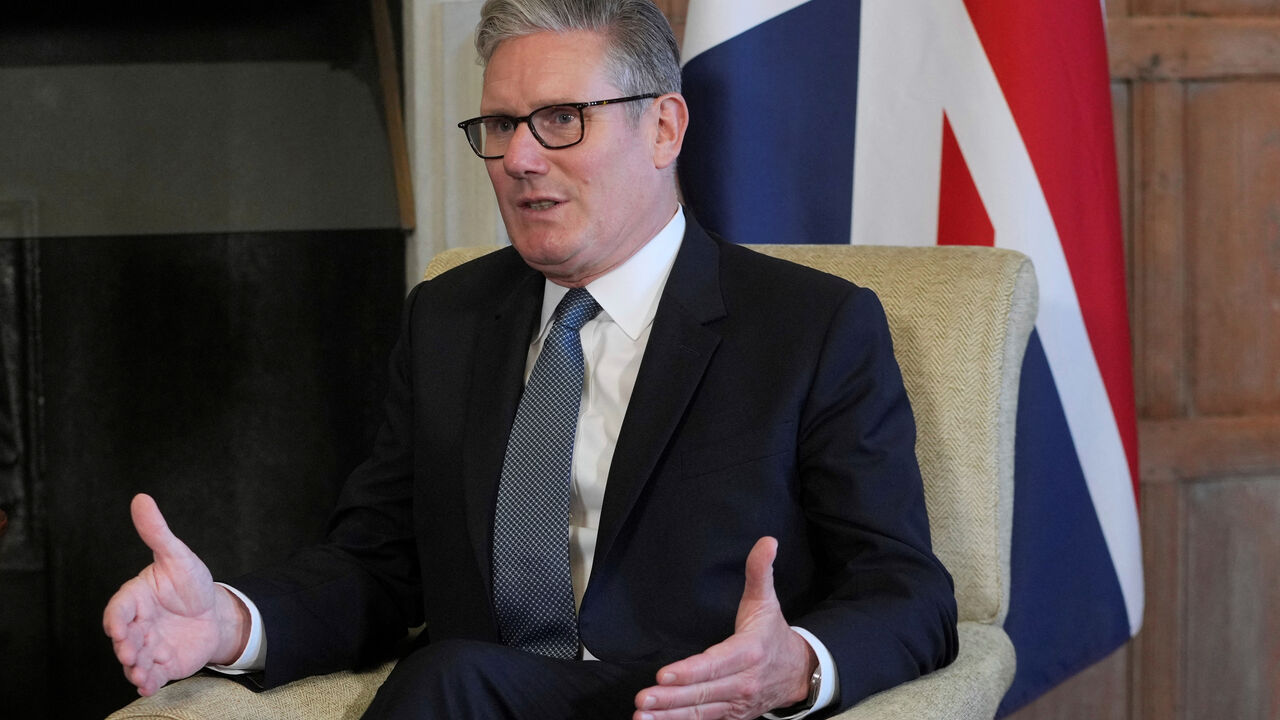 Britain's Prime Minister Keir Starmer speaks to Prime Minister Narendra Modi of India (not pictured) as they meet for bilateral talks at Chequers near Aylesbury, England, Thursday, July 24, 2025.    Kin Cheung/Pool via REUTERS