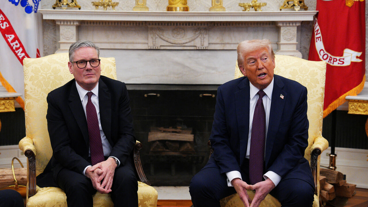 British Prime Minister Keir Starmer meets with U.S. President Donald Trump in the Oval Office at the White House on February 27, 2025 in Washington, D.C., U.S. Carl Court/Pool via REUTERS/File Photo