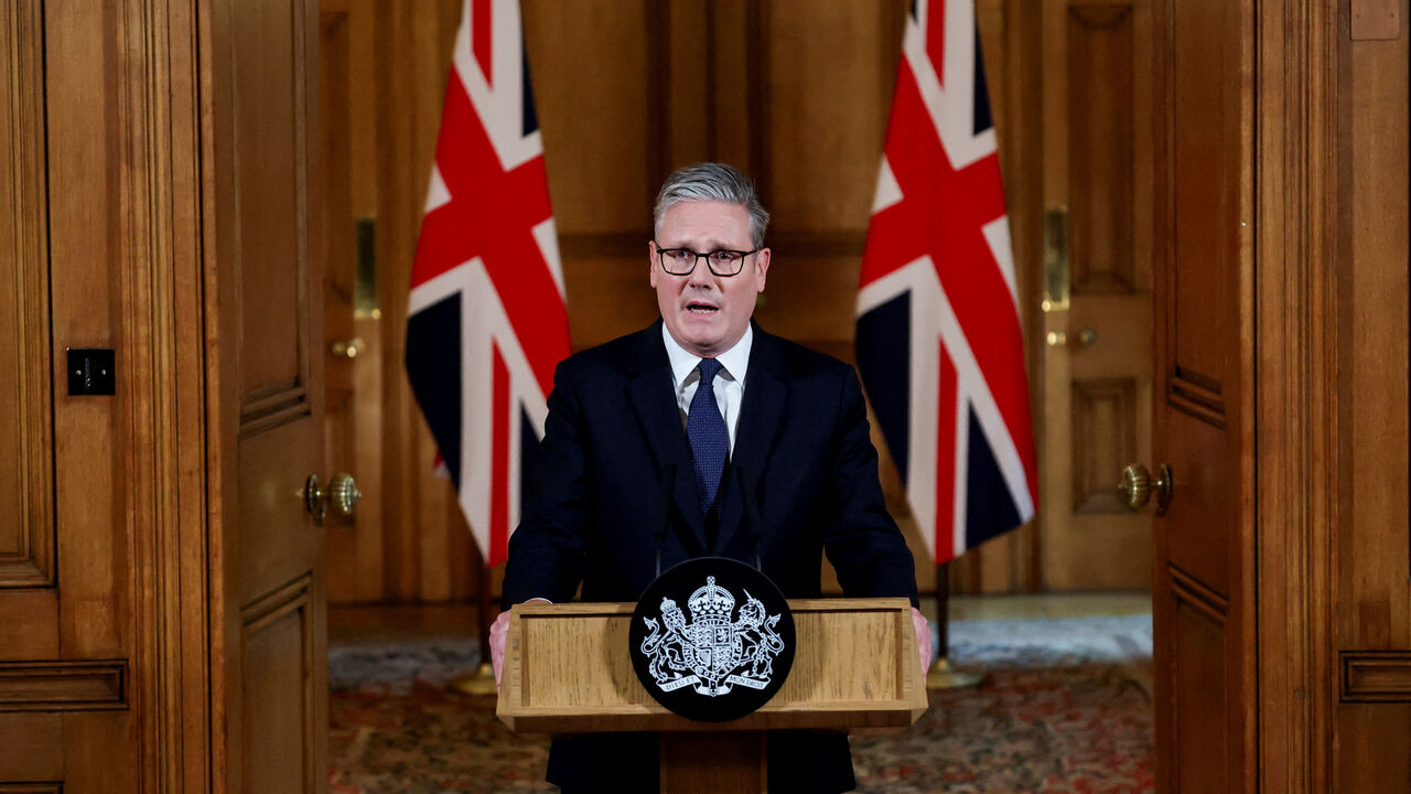 Britain's Prime Minister Keir Starmer delivers a statement inside No. 10 Downing Street on the day the cabinet was recalled to discuss the situation in Gaza, in London, Britain, July 29, 2025. REUTERS/Toby Melville/Pool