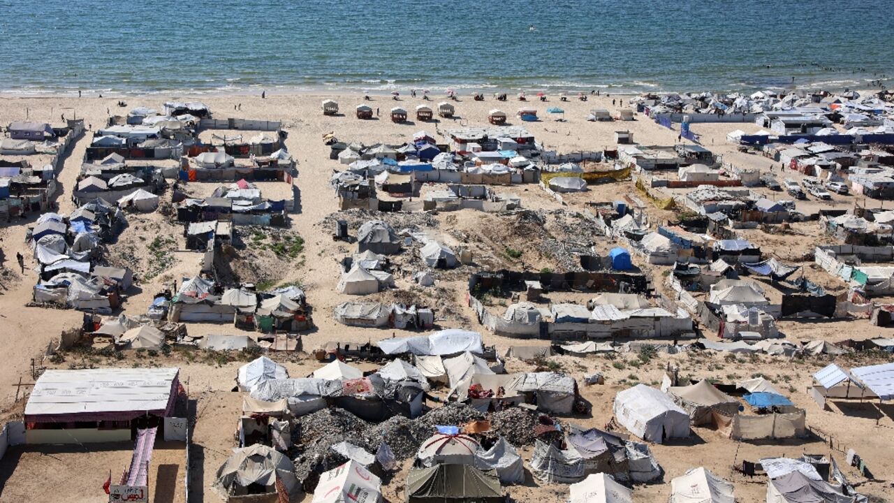 Tents and shelters for Palestinians displaced by the war in Gaza City