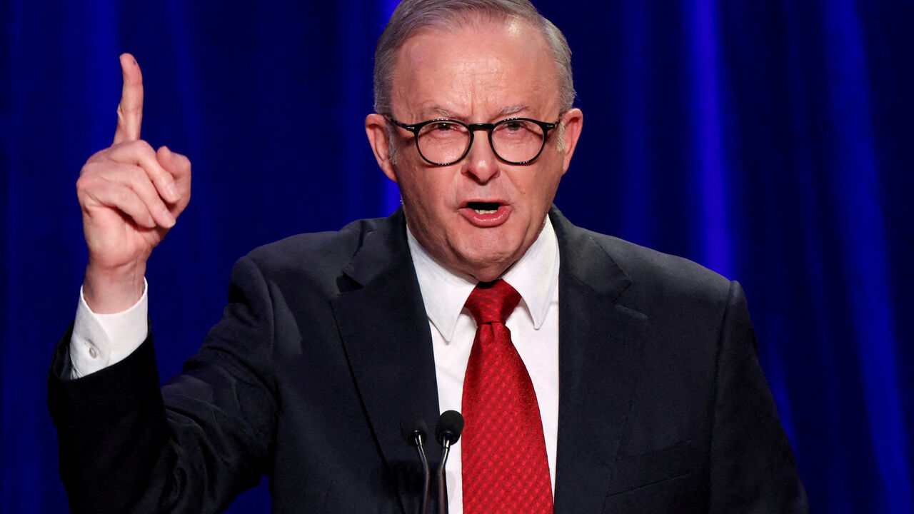 FILE PHOTO: Australia's Prime Minister Anthony Albanese speaks at a Labor party election night event, after local media projected the Labor Party's victory, on the day of the Australian federal election, in Sydney, Australia, May 3, 2025. REUTERS/Hollie Adams/File Photo