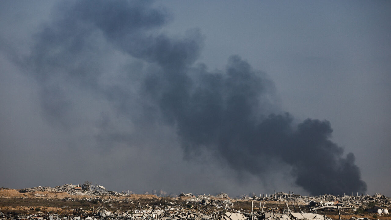 Smoke rises from Gaza after an explosion as seen from the Israeli side of the border, September 28, 2025. REUTERS/Amir Cohen