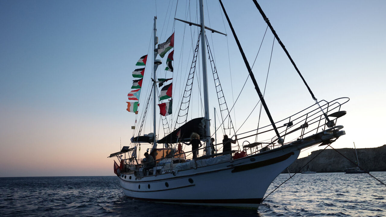 FILE PHOTO: Sailing boats, part of the Global Sumud Flotilla aiming to reach Gaza and break Israel's naval blockade, sail off  Koufonisi islet, Greece, September 26, 2025. REUTERS/Stefanos Rapanis/File Photo