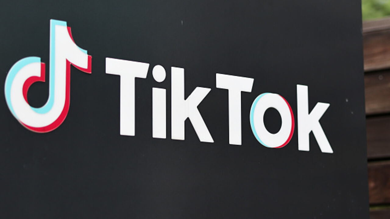 CULVER CITY, CALIFORNIA - SEPTEMBER 25: The TikTok logo is displayed at a TikTok office on September 25, 2025 in Culver City, California. President Donald Trump has signed an executive order approving the sale of TikTok’s U.S. business to a consortium of buyers. (Photo by Mario Tama/Getty Images)