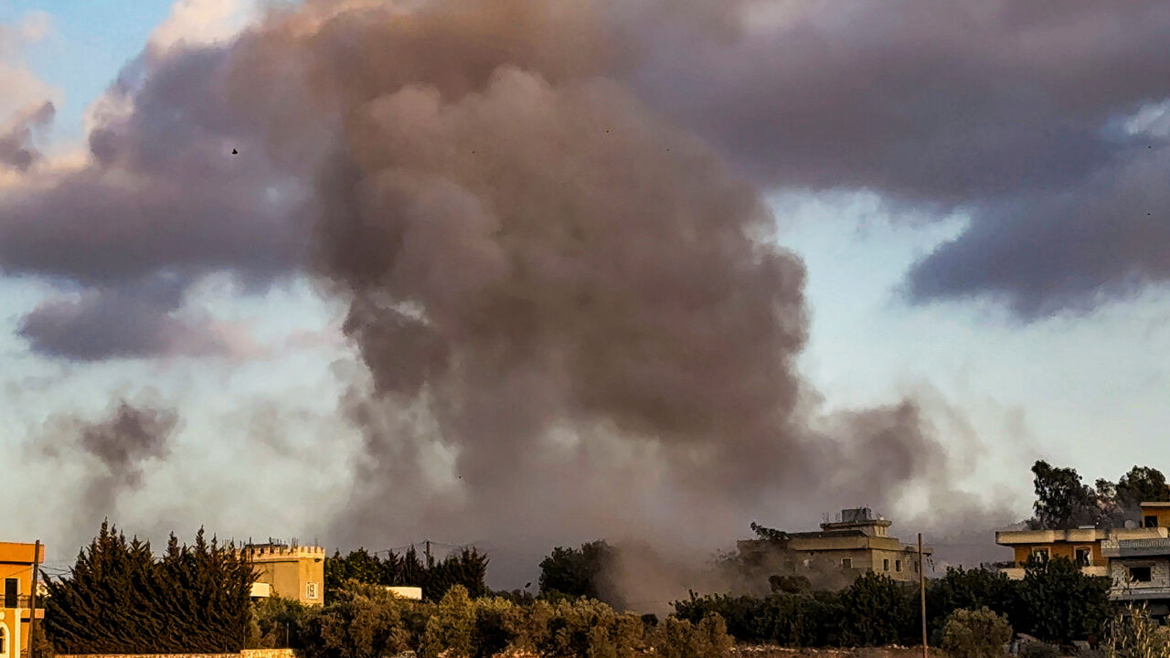 Smoke billows over Kfar Tebnit after an Israeli strike near Lebanon’s border with Israel, in Lebanon, September 18, 2025. REUTERS/Ali Hankir