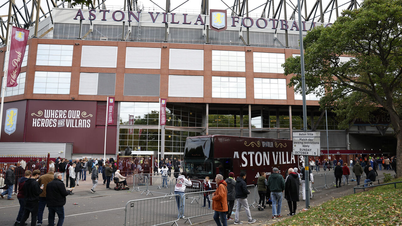 Soccer Football - Premier League - Aston Villa v Burnley - Villa Park, Birmingham, Britain - October 5, 2025 General view outside the stadium as the Aston Villa team bus arrives before the match Action Images via Reuters/Peter Cziborra