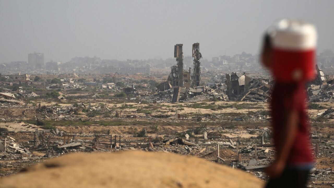 Israel pressed on with its campaign in Gaza, even with a peace deal appearing close