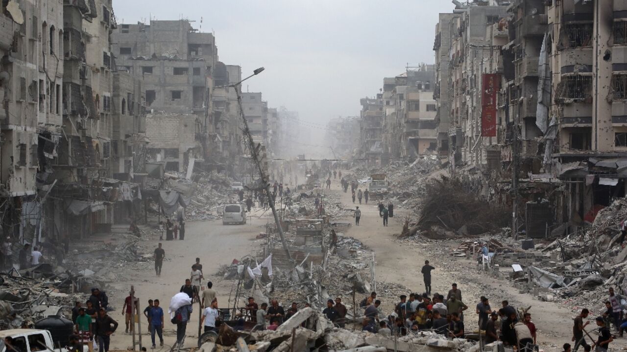 Displaced Palestinians have seized upon a ceasefire to return to their devastated homes in Gaza