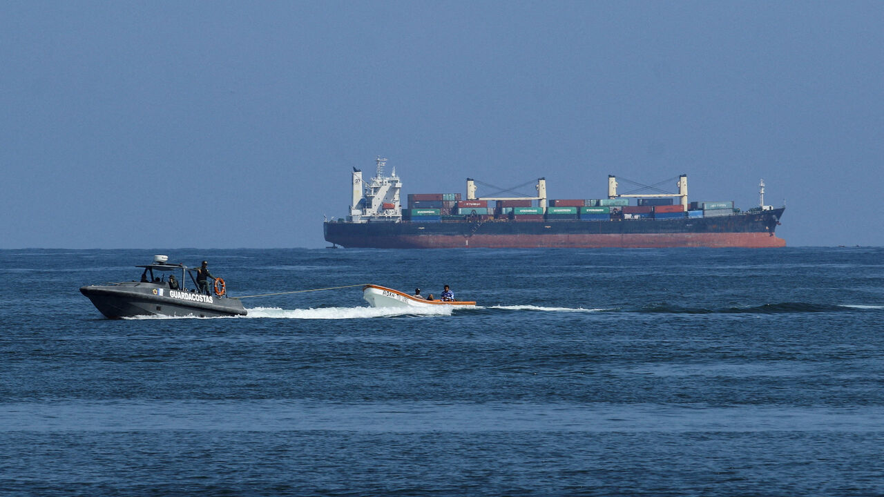 FILE PHOTO: A coast guard boat of the Venezuelan Navy operates off the Caribbean coast amid heightened tensions with the U.S., in Puerto Cabello, Venezuela, September 11, 2025. REUTERS/Juan Carlos Hernandez/File Photo/File Photo