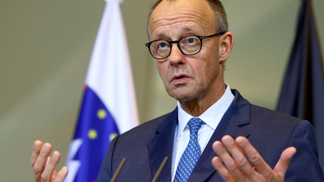 German Chancellor Friedrich Merz attends a press conference at the Chancellery in Berlin, Germany, November 28, 2025. REUTERS/Lisi Niesner