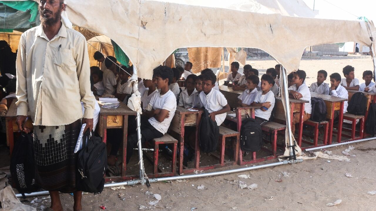 Yemeni children face power cuts, no water supplies and a lack of trained teachers after years of war