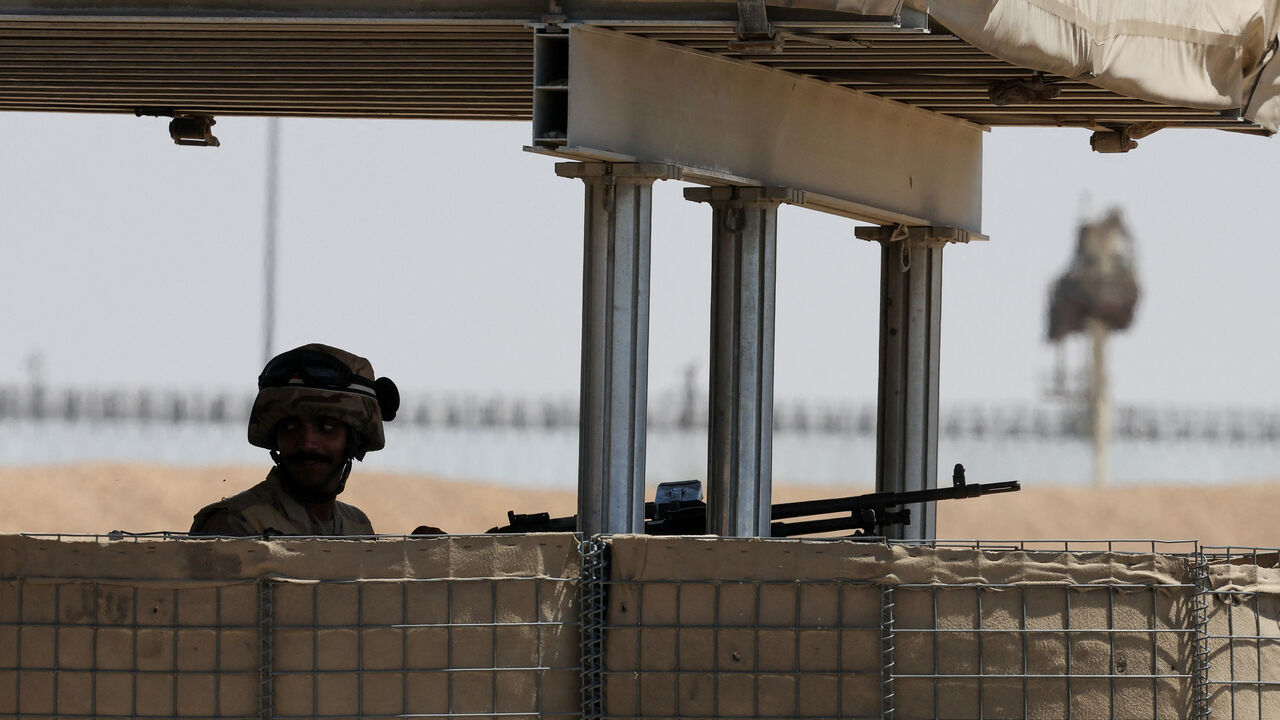 An Egyptian soldier looks on near the Rafah border crossing between Egypt and the Gaza Strip, in Rafah, Egypt, August 6, 2025. REUTERS/Amr Abdallah Dalsh
