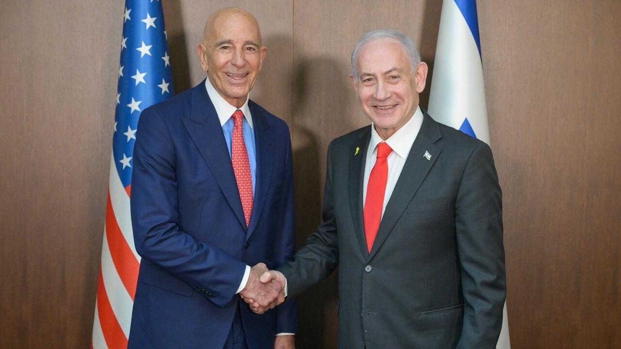  Israeli Prime Minister Benjamin Netanyahu (R) meets with US special envoy Tom Barrack, Jerusalem, Dec. 15 2