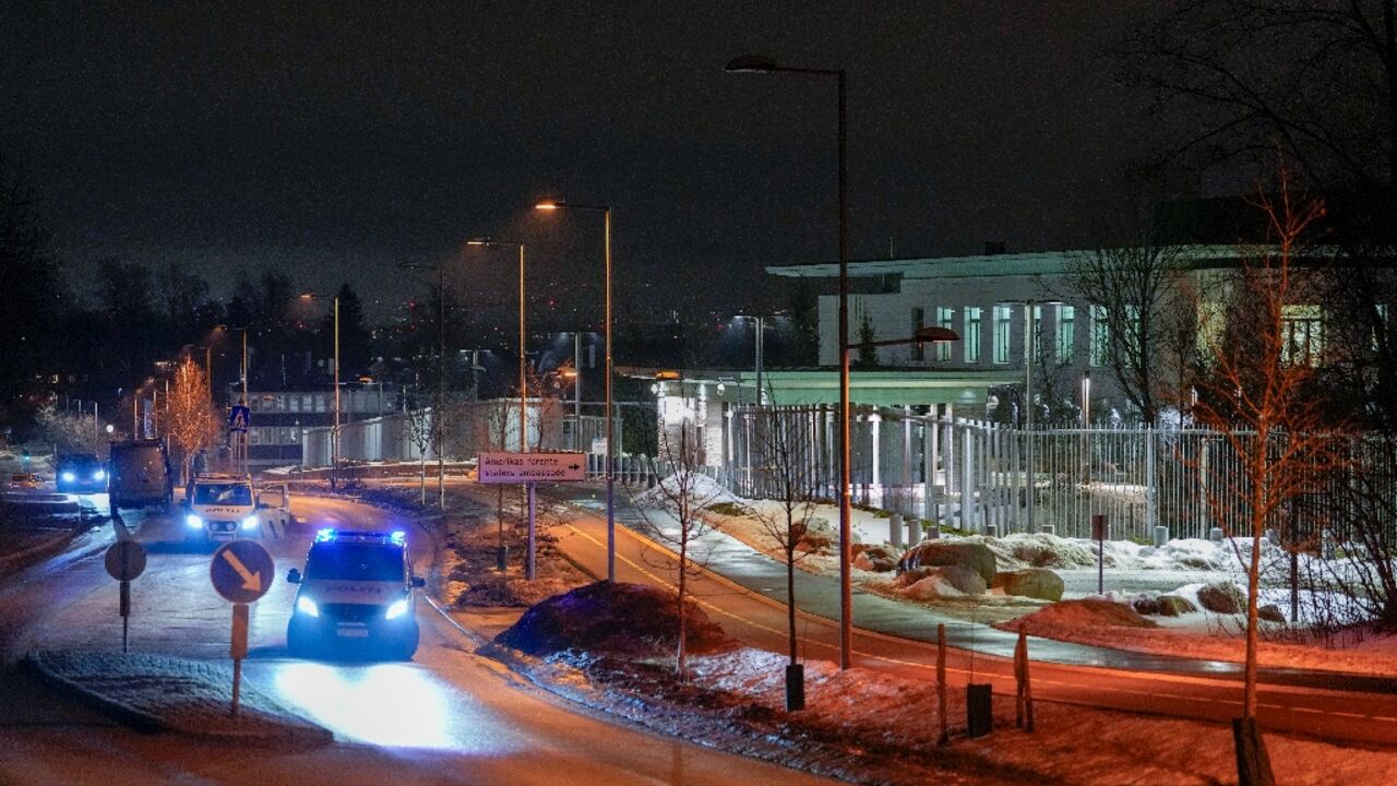 Norway has arrested three men over an alleged plot to bomb the US embassy in Oslo