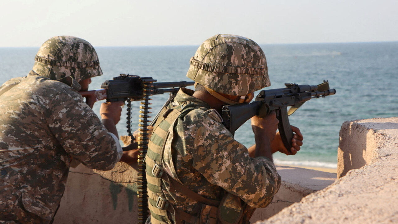 FILE PHOTO: Members of the Islamic Revolution Guards Corps (IRGC) navy participate in an exercise in the south of Iran, in this picture obtained on January 17, 2023. IRGC/WANA (West Asia News Agency)/Handout via REUTERS/File Photo
