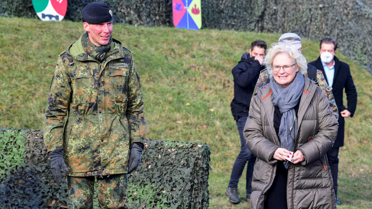 FILE PHOTO: General Christian Freuding welcomes German Defence Minister Christine Lambrecht during her visit at the Munster military base, in Munster, Germany, February 7, 2022. REUTERS/Fabian Bimmer/File Photo
