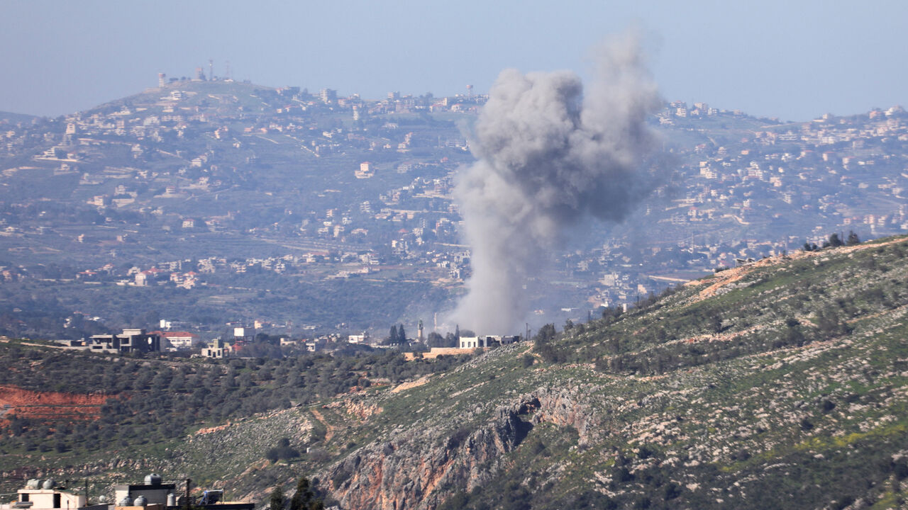 Smoke rises after Israeli strikes in southern Lebanon, amid escalation between Hezbollah and Israel, amid the U.S.-Israeli conflict with Iran, as seen from Marjayoun, Lebanon, March 17, 2026. REUTERS/Karamallah Daher