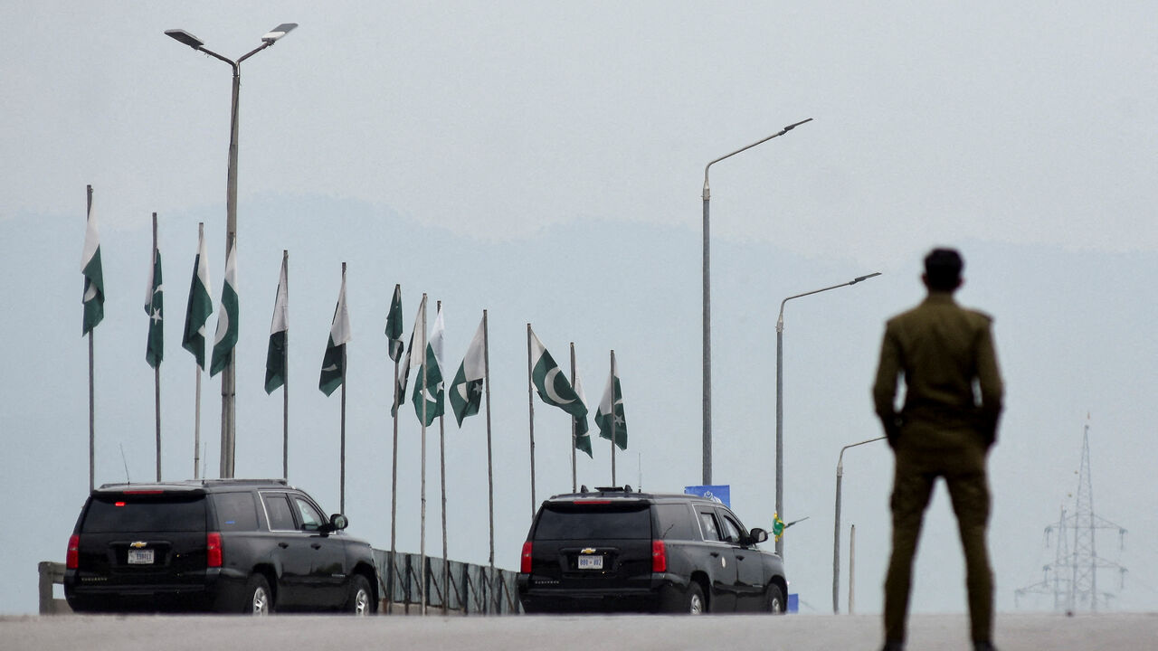 FILE PHOTO: A convoy heads toward the Serena Hotel, as delegations from the United States and Iran are expected to hold peace talks, in Islamabad, Pakistan, April 11, 2026. REUTERS/Waseem Khan/File Photo