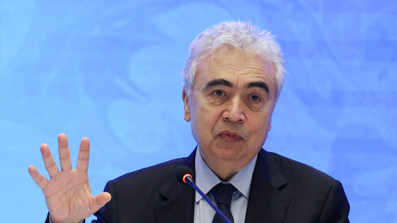 FILE PHOTO: International Energy Agency (IEA) Executive Director Fatih Birol speaks during a press conference in Istanbul, Turkey, March 12, 2026. REUTERS/Dilara Senkaya/File Photo
