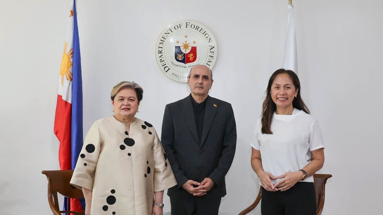 The Philippines is committed to deepeningh cooperation with Iran, Foreign Secretary Thereza Lazaro said after a meeting with Iranian Ambassador Yousef Esmaeilzadeh