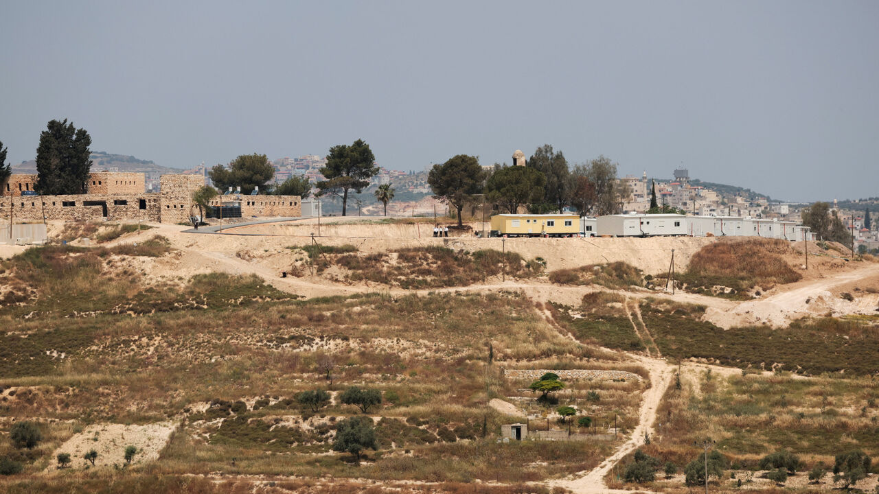 Israeli settlement structuers being installed in Sanur near Jenin, in the Israeli-occupied West Bank, May 9, 2026. REUTERS/Mohamad Torokman