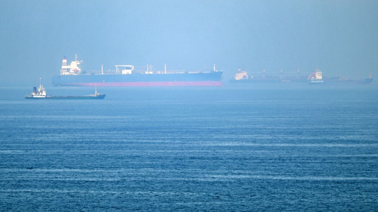 Iran insists on controlling the strategic Strait of Hormuz