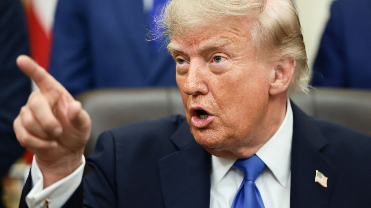 U.S. President Donald Trump speaks during a meeting with travel executives in the Oval Office at the White House in Washington, D.C., U.S., September 2, 2026. REUTERS/Evelyn Hockstein