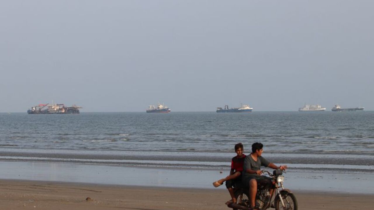 Vessels in the Strait of Hormuz near the beach of Bandar Abbas