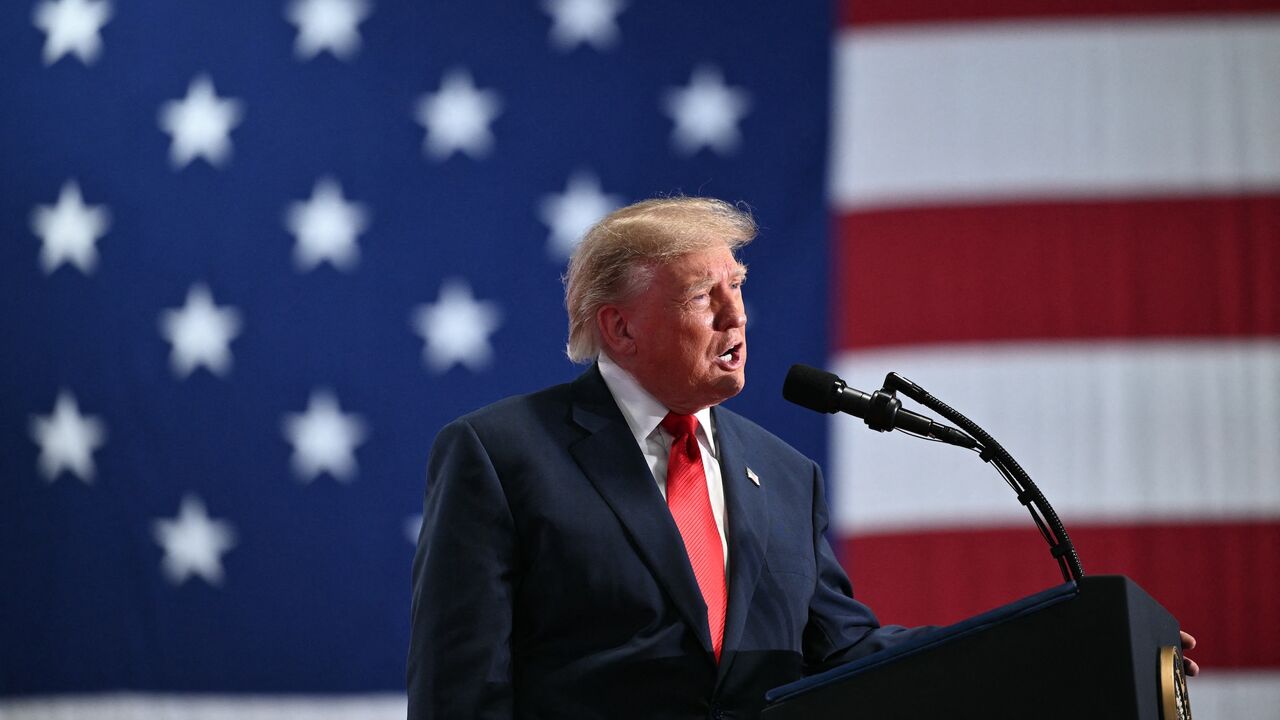 US President Donald Trump speaks at a campaign rally at the Oncenter Convention Center in Syracuse, New York, on Oct. 9, 2026. 