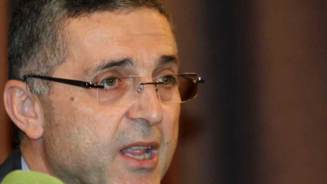 Syria's Minister of State for National Reconciliation Ali Haidar speaks during a news conference in Damascus September 20, 2012. REUTERS/Khaled al-Hariri (SYRIA - Tags: CIVIL UNREST POLITICS HEADSHOT CONFLICT)