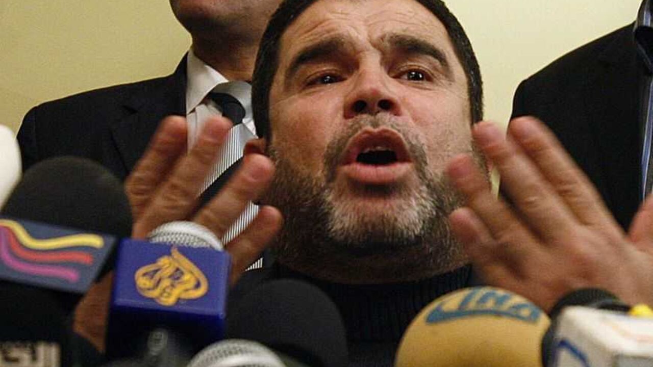 Hamas official Salah al-Bardawil talks during a news conference in Cairo January 14, 2009. The Palestinian movement Hamas said on Wednesday it had given Egypt its views on an Egyptian ceasefire plan for Gaza and that it was now up to Cairo to present those views to Israel. REUTERS/Asmaa Waguih   (EGYPT) - RTR23E4D