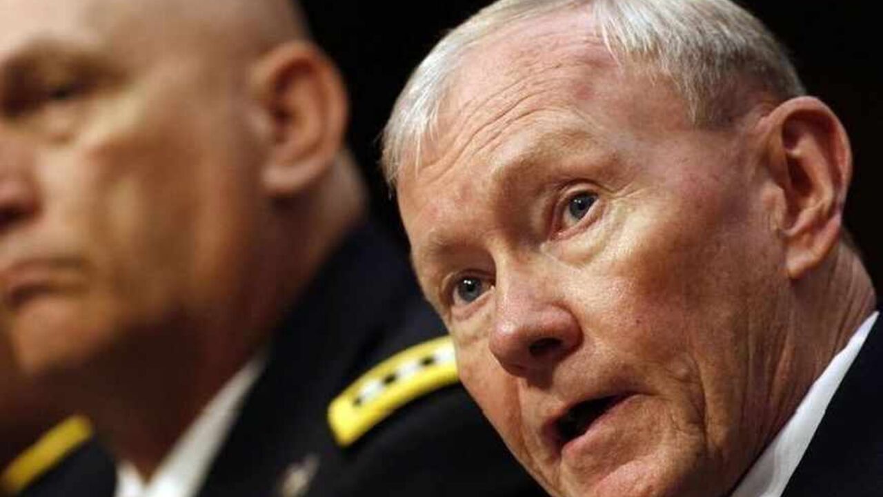 Chairman of the Joint Chiefs General Martin Dempsey testifies about pending legislation regarding sexual assaults in the military at a Senate Armed Services Committee on Capitol Hill in Washington, June 4, 2013. At left is U.S. Army Chief of Staff General Raymond T. Odierno.   REUTERS/Larry Downing (UNITED STATES - Tags: POLITICS MILITARY CRIME LAW) - RTX10BLJ
