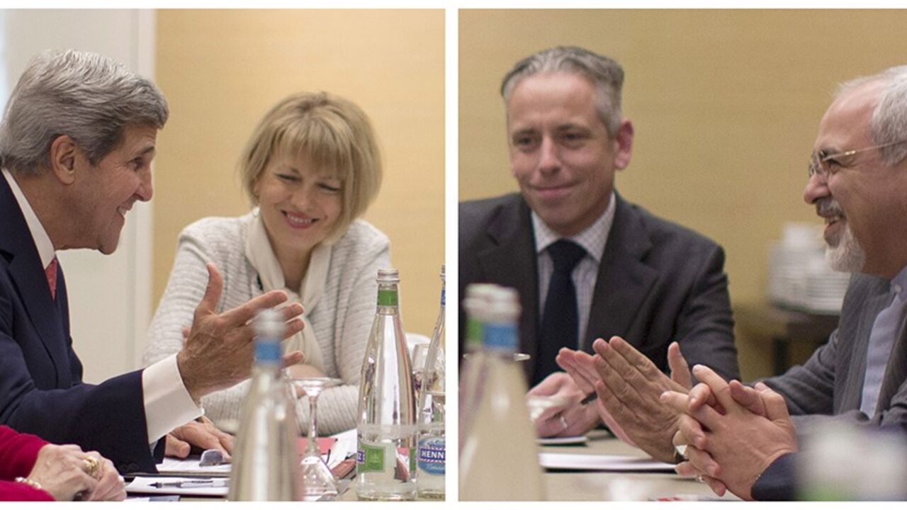 U.S. Secretary of State John Kerry (L) is pictured in this combo image meeting with Iranian Foreign Minister Mohammad Javad Zarif (R) at the Iran nuclear talks in Geneva, November 9, 2013.  REUTERS/Jason Reed   (SWITZERLAND - Tags: POLITICS TPX IMAGES OF THE DAY) - RTX156JC