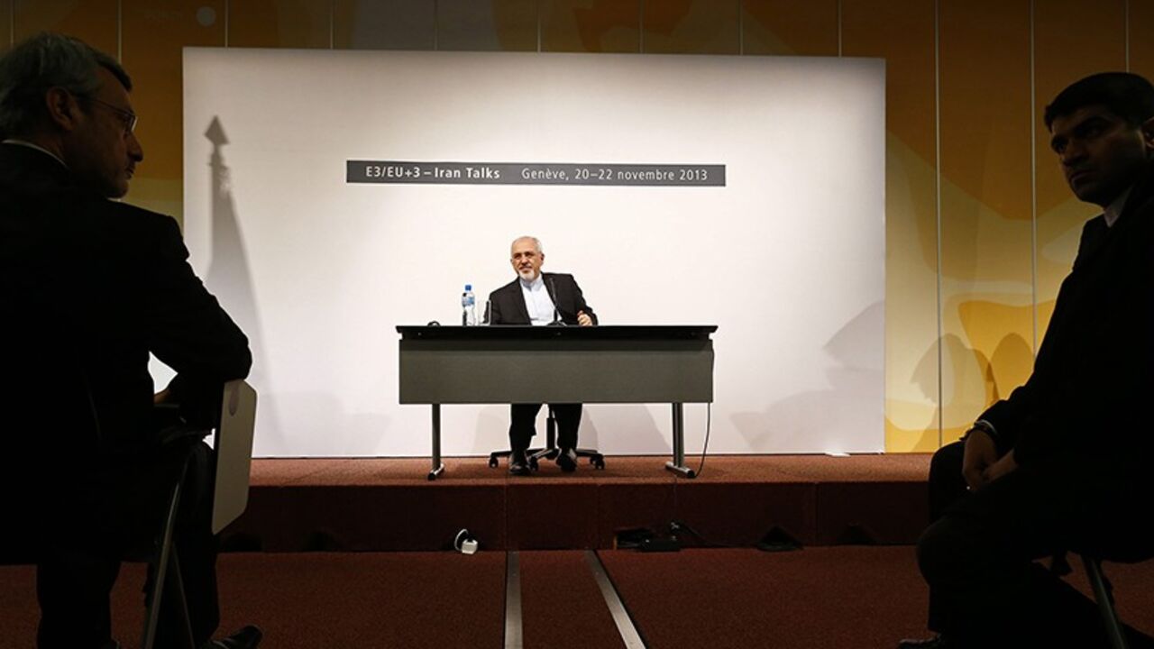 Iran's Foreign Minister Mohammad Javad Zarif speaks to the media during a news conference following the E3/EU+3-Iran talks in Geneva November 24, 2013. Iran and six world powers reached a breakthrough deal on Sunday to curb Tehran's nuclear programme in exchange for limited sanctions relief, in what could be the first sign of an emerging rapprochement between the Islamic state and the West. REUTERS/Ruben Sprich (SWITZERLAND - Tags: POLITICS ENERGY MEDIA) - RTX15QOE