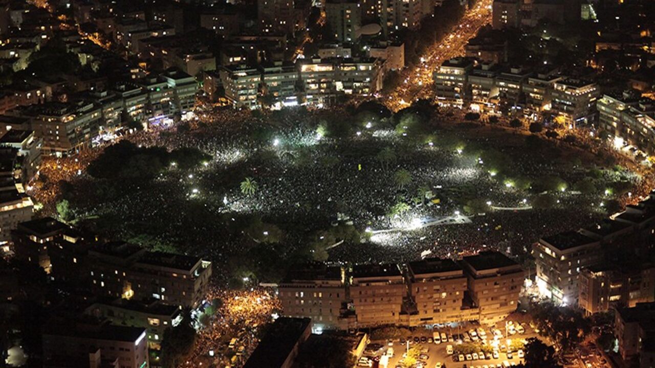 An aerial view shows a large demonstration in Ha'medina Square calling for lower living costs and social justice in Tel Aviv September 3, 2011. Hundreds of thousands marched on Saturday for lower living costs in the largest such rally in Israel's history, bolstering a social change movement and mounting pressure on Prime Minister Benjamin Netanyahu to take on economic reform. REUTERS/Stringer

(ISRAEL - Tags: CIVIL UNREST BUSINESS POLITICS TPX IMAGES OF THE DAY) ISRAEL OUT. NO COMMERCIAL OR EDITORIAL SALES 