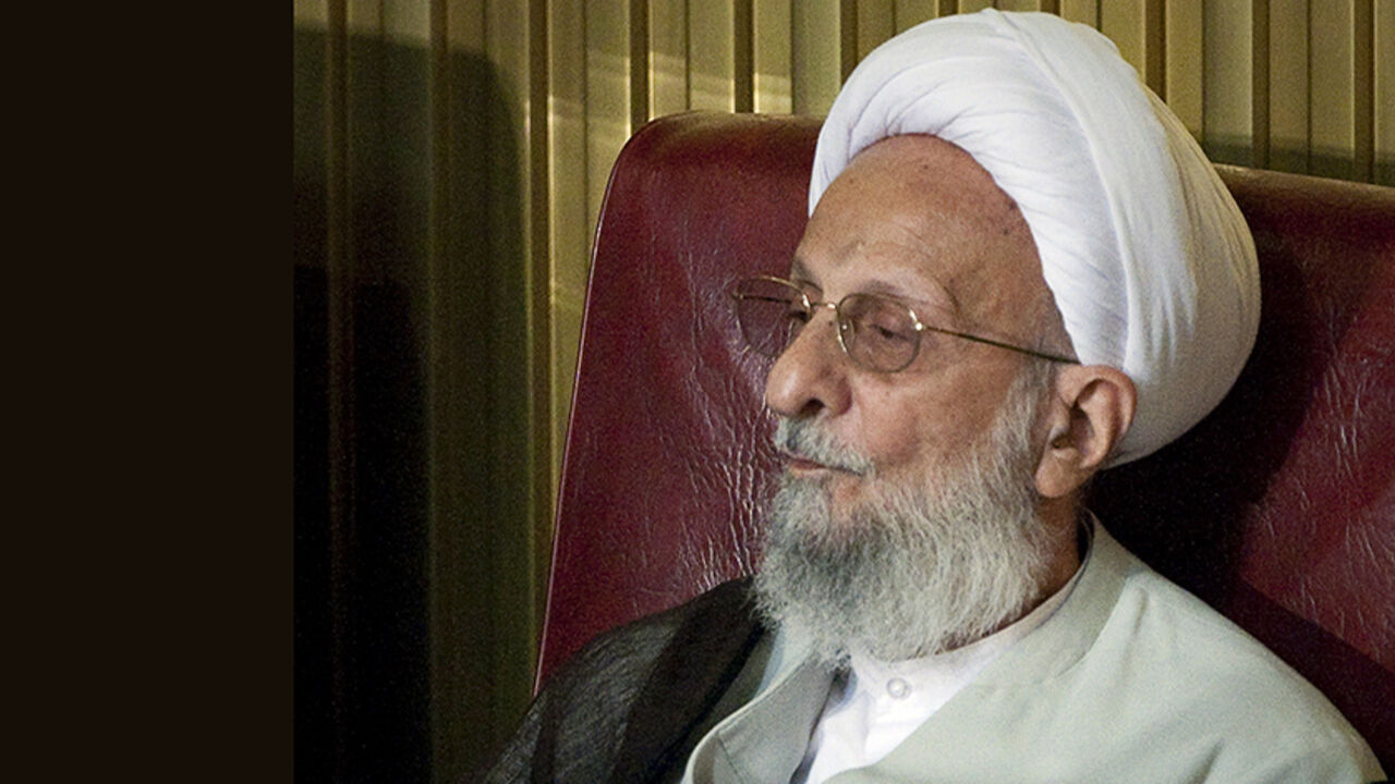 EDITORS' NOTE: Reuters and other foreign media are subject to Iranian restrictions on leaving the office to report, film or take pictures in Tehran.

Ayatollah Mohammad-Taqi Mesbah Yazdi listens to the opening speech during the Assembly of Experts' biannual meeting in Tehran September 14, 2010.  REUTERS/Caren Firouz (IRAN - Tags: POLITICS RELIGION) - RTR2IB57
