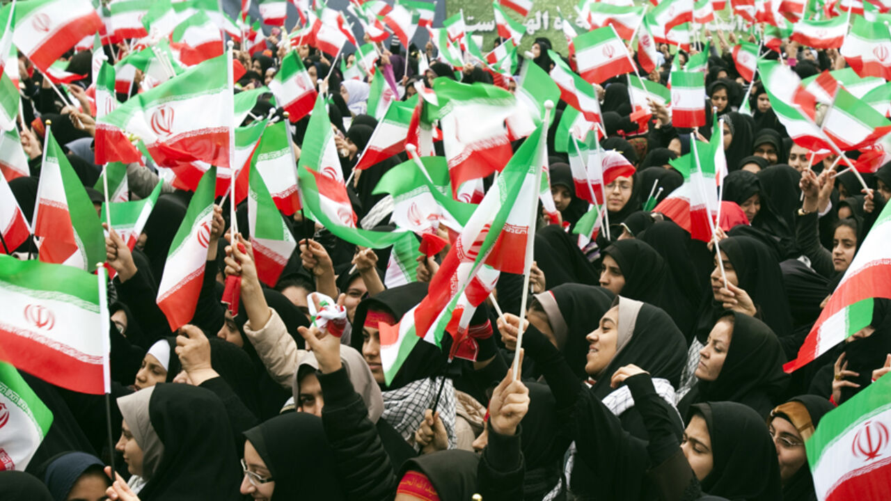 EDITORS' NOTE:  Reuters and other foreign media are subject to Iranian restrictions on their ability to film or take pictures in Tehran.
Students wave Iranian national flags as they take part in a rally to mark the 32nd anniversary of the Islamic Revolution in Tehran February 11, 2011. Hundreds of thousands turned out on Friday to mark the 32nd anniversary of Iran's Islamic Revolution in a rally the clerical establishment billed as a chance to show solidarity with "Islamic" protesters in Egypt.   REUTERS/Ra